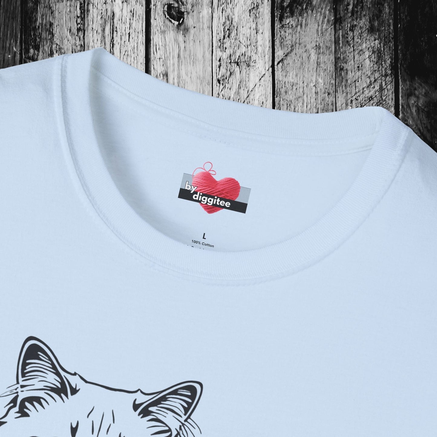 Printify T-Shirt 🐈‍⬛ Pretty CATS 🐈 Purrfect Pose